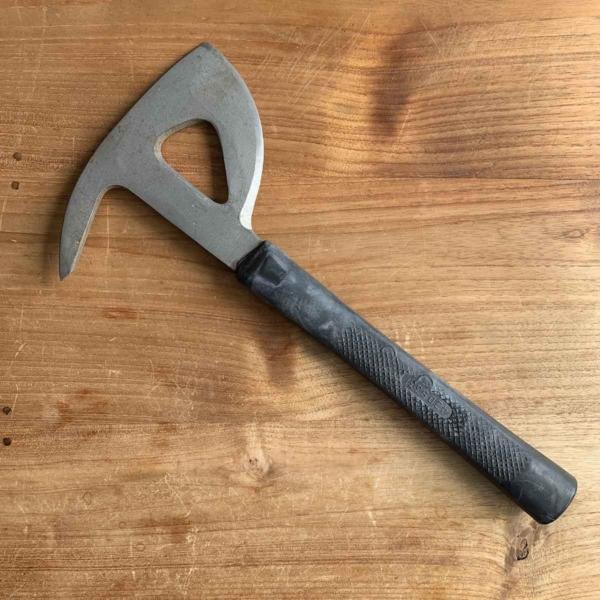 Gemtor 42D331 crash axe for sale.