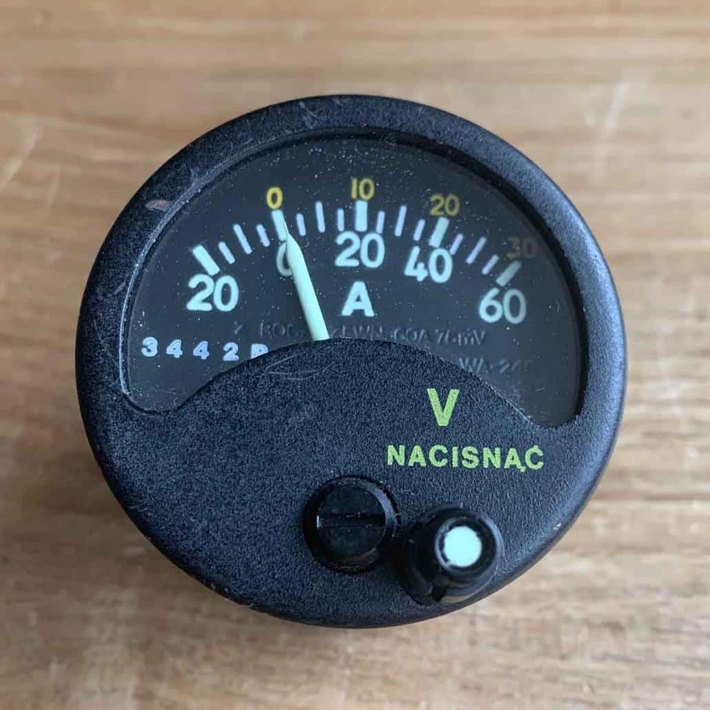 Dual ammeter/voltmeter Aviation Gadgets