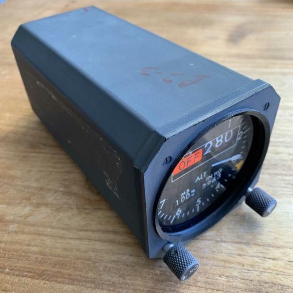 Boeing 707, Boeing 727 or Boeing 737 altimeter for sale.