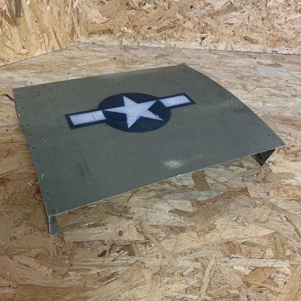 Skin panel of Douglas C-47B Dakota 44-76787 with USAAF roundel.