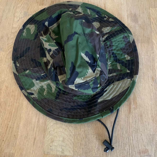 Hat combat tropical disruptively patterned. Camouflaged bus hat for sale.