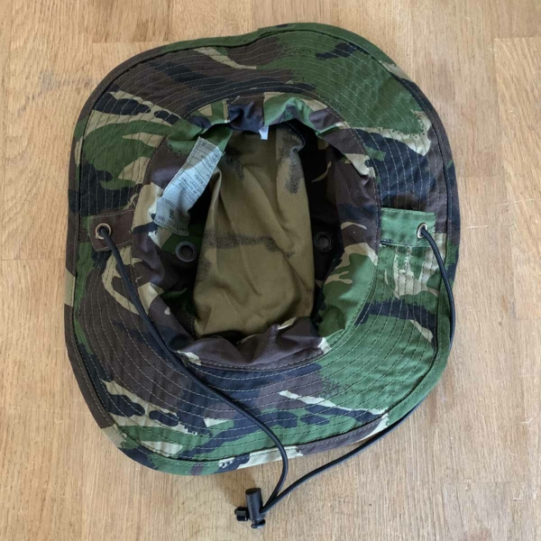 Hat combat tropical disruptively patterned. Camouflaged bus hat for sale.