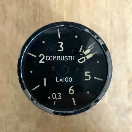 Fuel quantity indicator indicateur quantité combustible for sale.