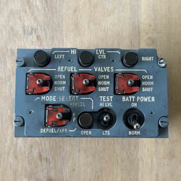 Airbus A320 refuel/defuel control panel 800VU for sale.
